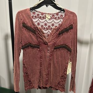 Gimmicks brick color top